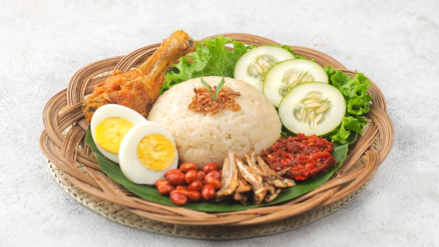 Jejak Rasa Bumi Sepucuk Jambi: Eksplorasi Cita Kuliner